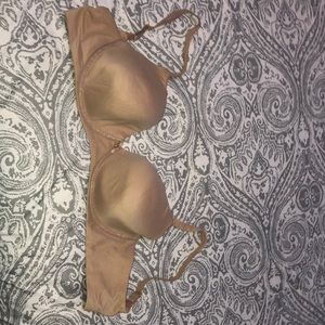 Victoria secret bra tan 38D